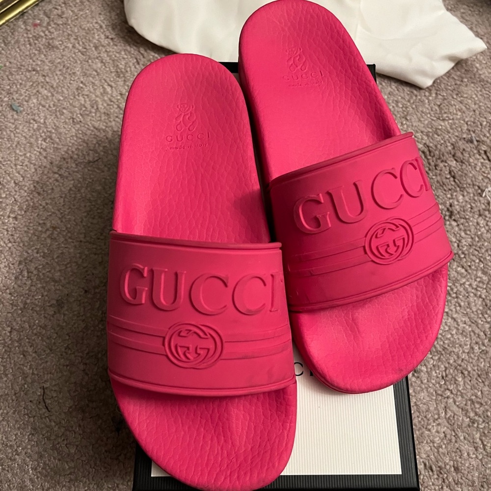 Pink Rubber Girls Gucci Slides